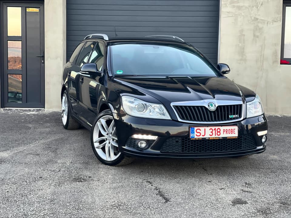 SKODA OCTAVIA VRS DSG RATE FIXE TRANSPORT GRATUIT